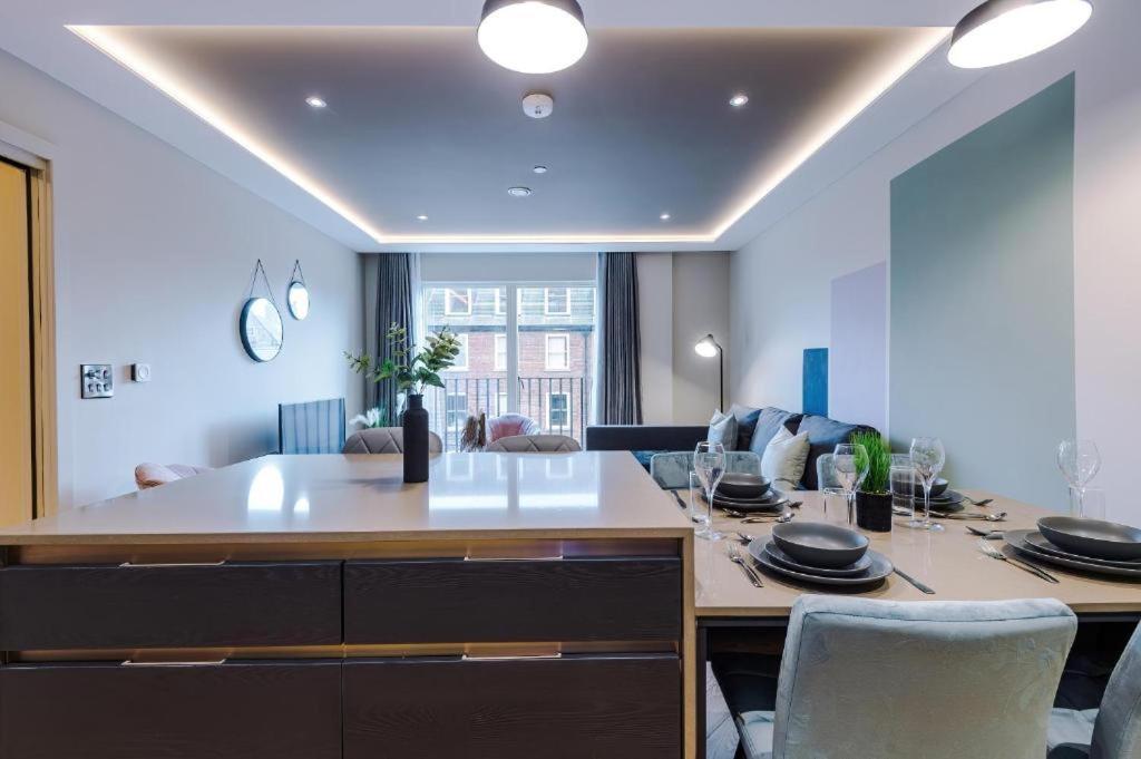 Exquisite Central York Abode Sleeps 6! Buitenkant foto